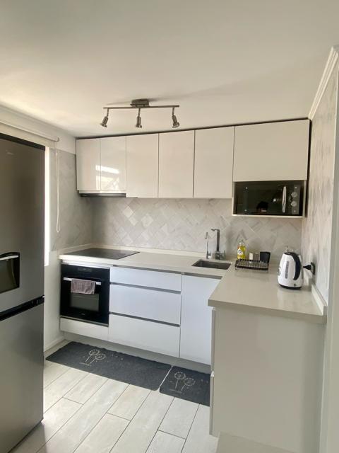 Arriendo AMOBLADO Departamento 2D 2B - Providencia