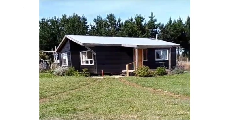 LINDA CASA NUEVA AMOBLADA