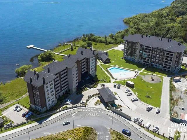 Vive frente al Lago Villarrica | Depto 2D/2B, con Muelle, Piscina y Áreas Verdes