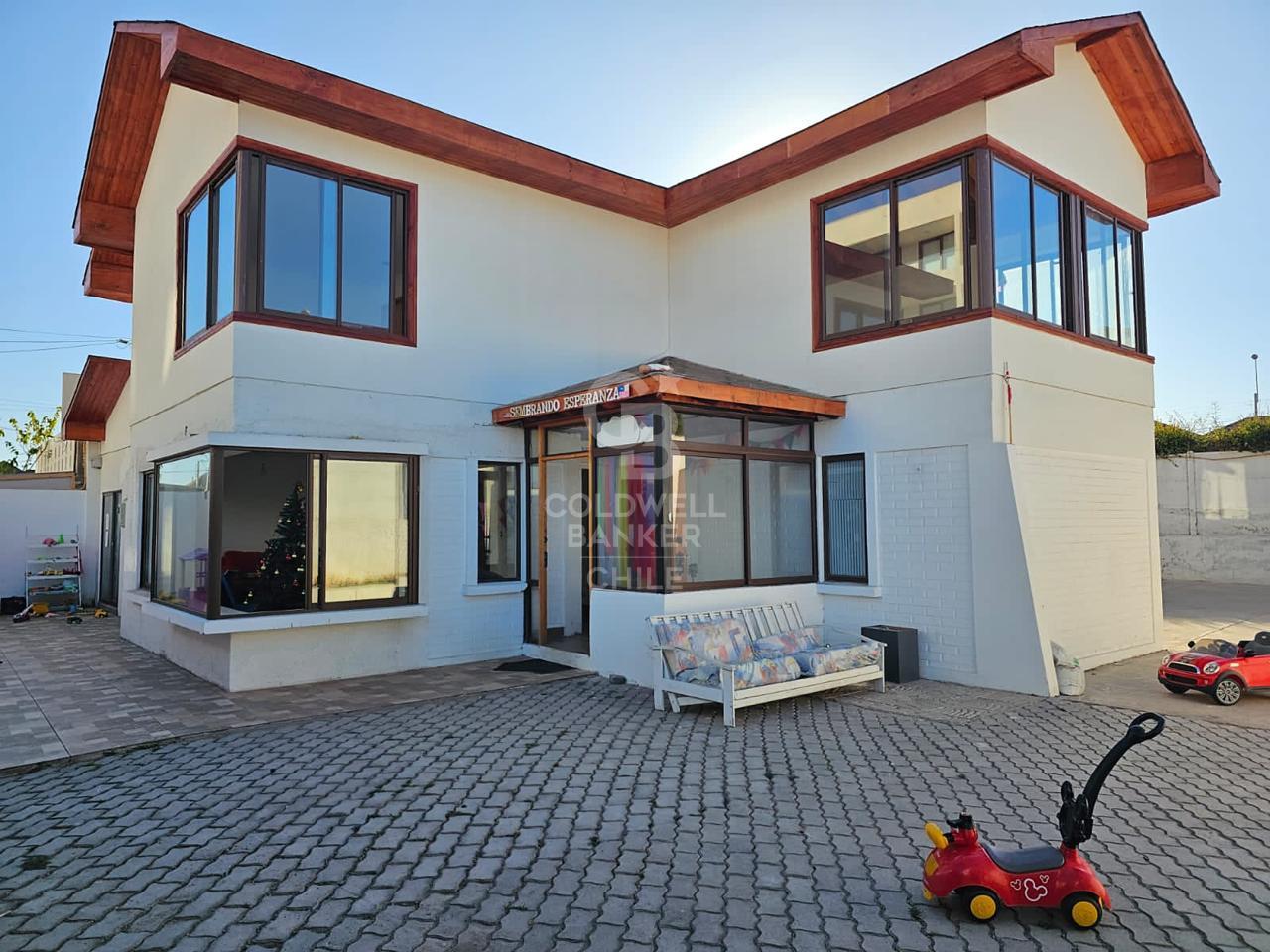 Casa de 338 m2, San Joaquín Sector Oriente, La Serena