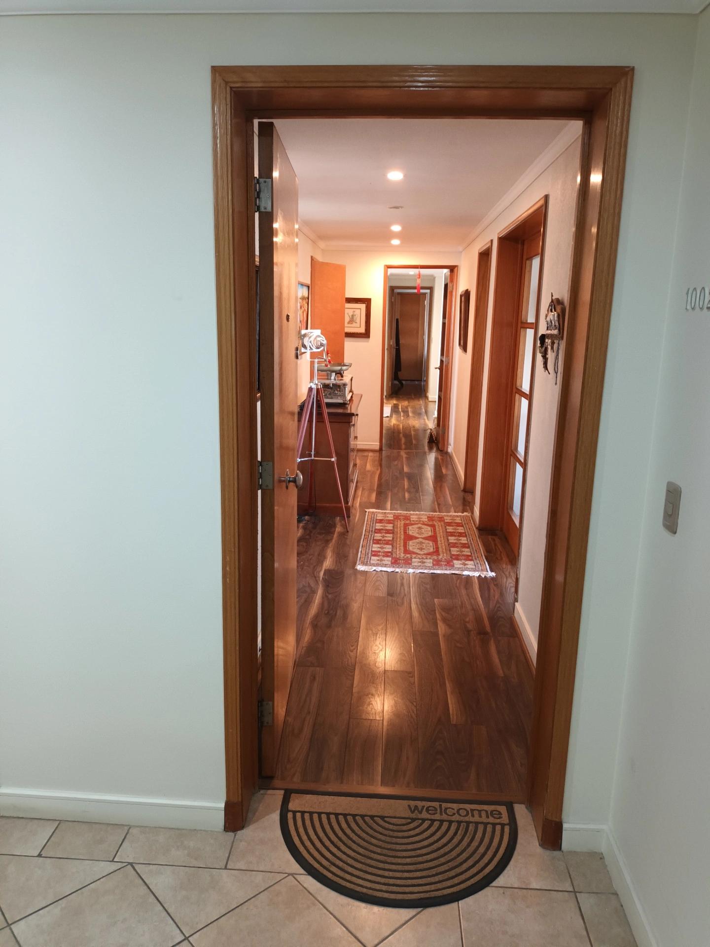 Venta Departamento &Uacute;ltimo piso 3D 3B  + servicio - Las Condes