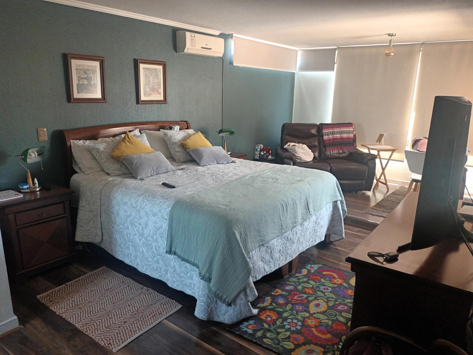 Venta Departamento &Uacute;ltimo piso 3D 3B  + servicio - Las Condes