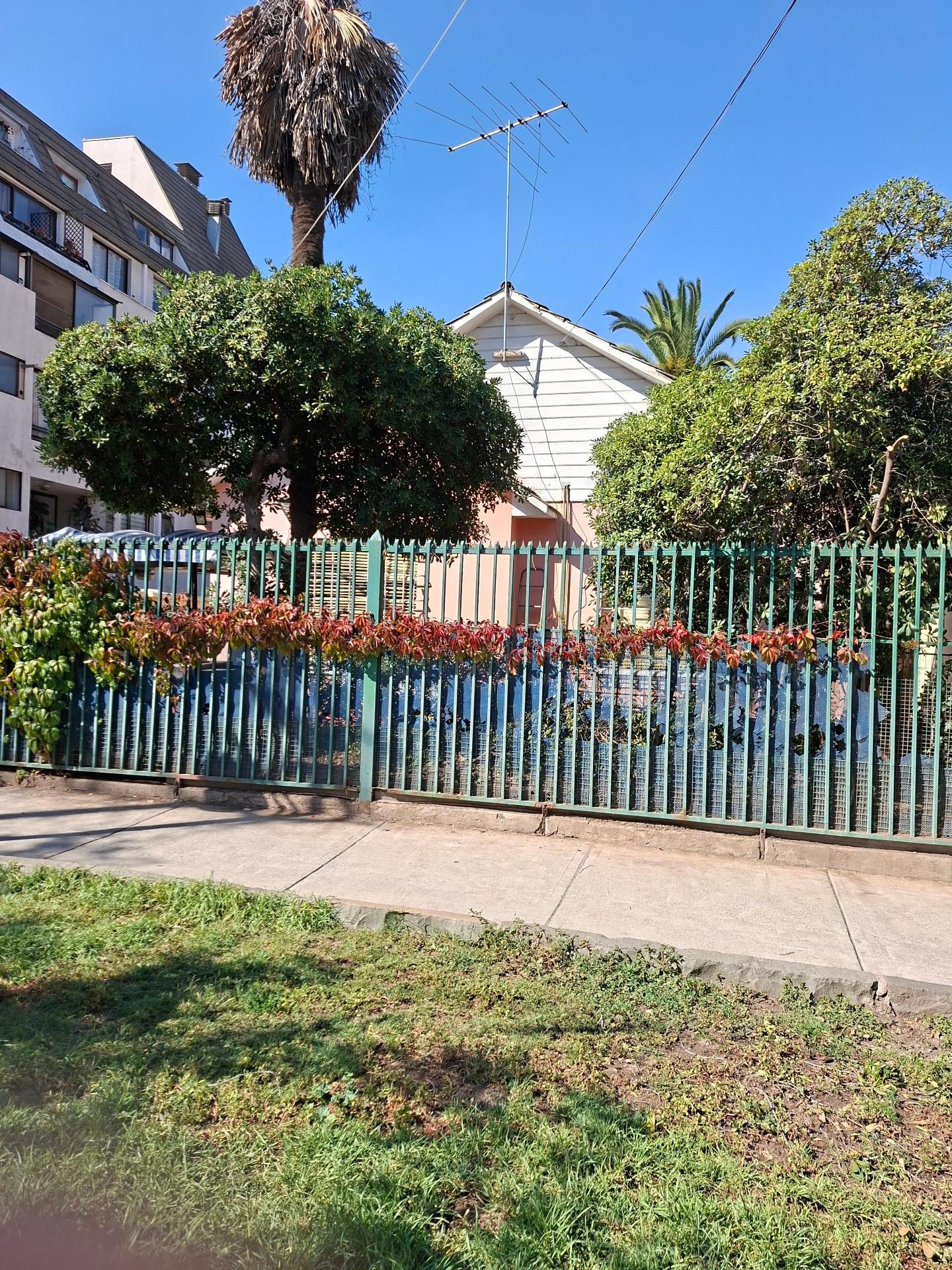Venta Casa REMODELAR antigua 5D 2B E - &Ntilde;u&ntilde;oa