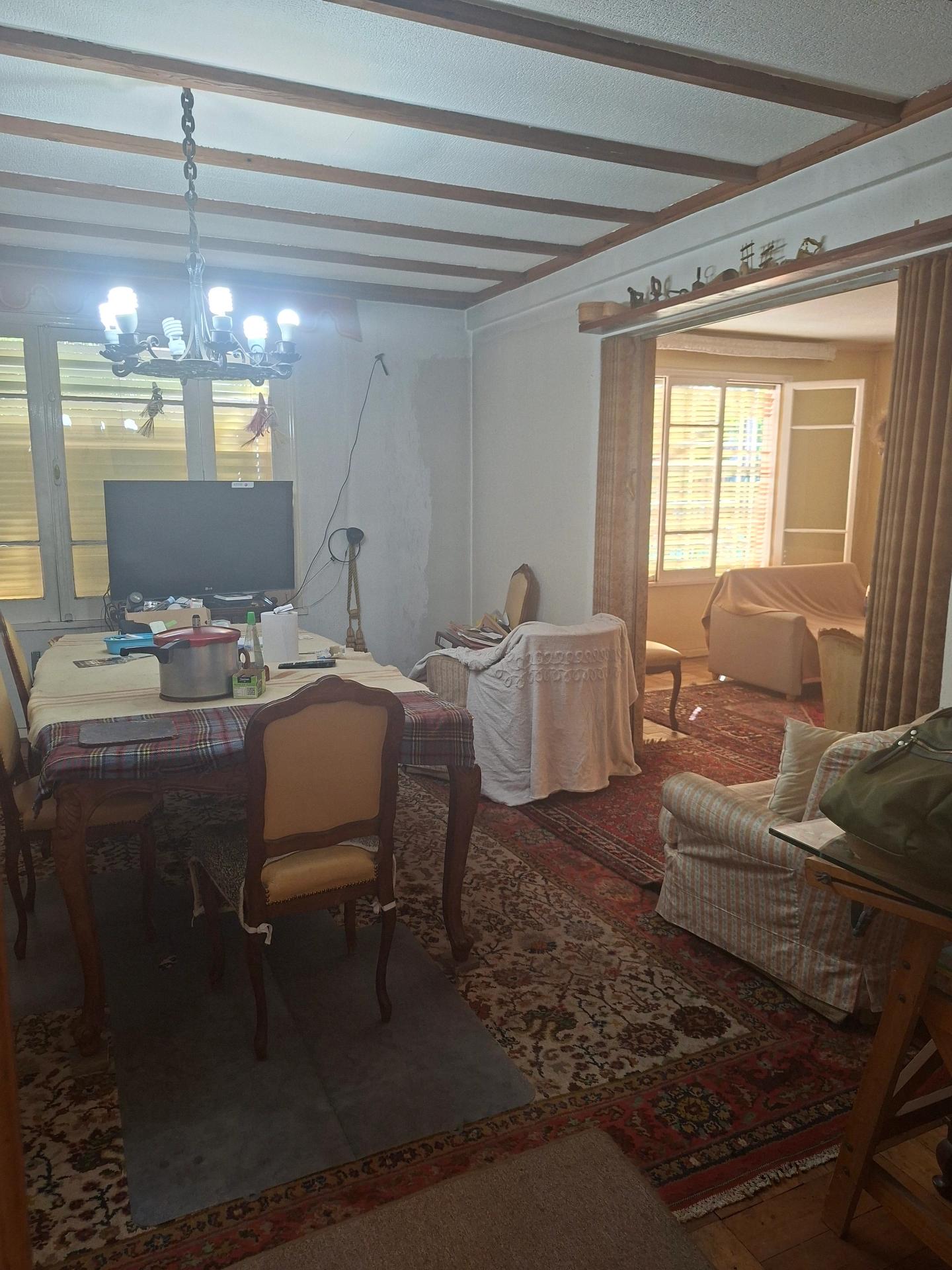Venta Casa REMODELAR antigua 5D 2B E - &Ntilde;u&ntilde;oa