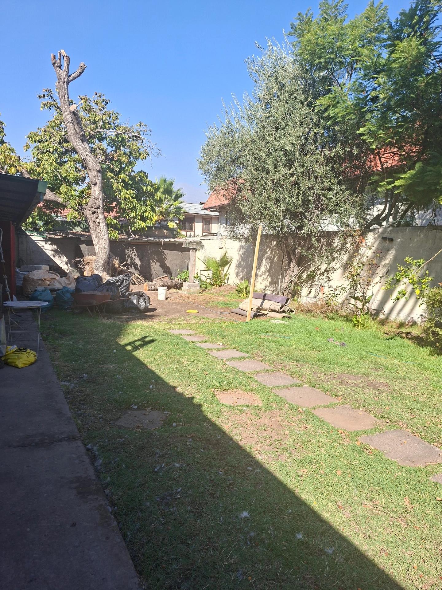 Venta Casa REMODELAR antigua 5D 2B E - &Ntilde;u&ntilde;oa