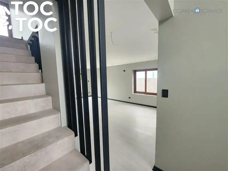 slide-3