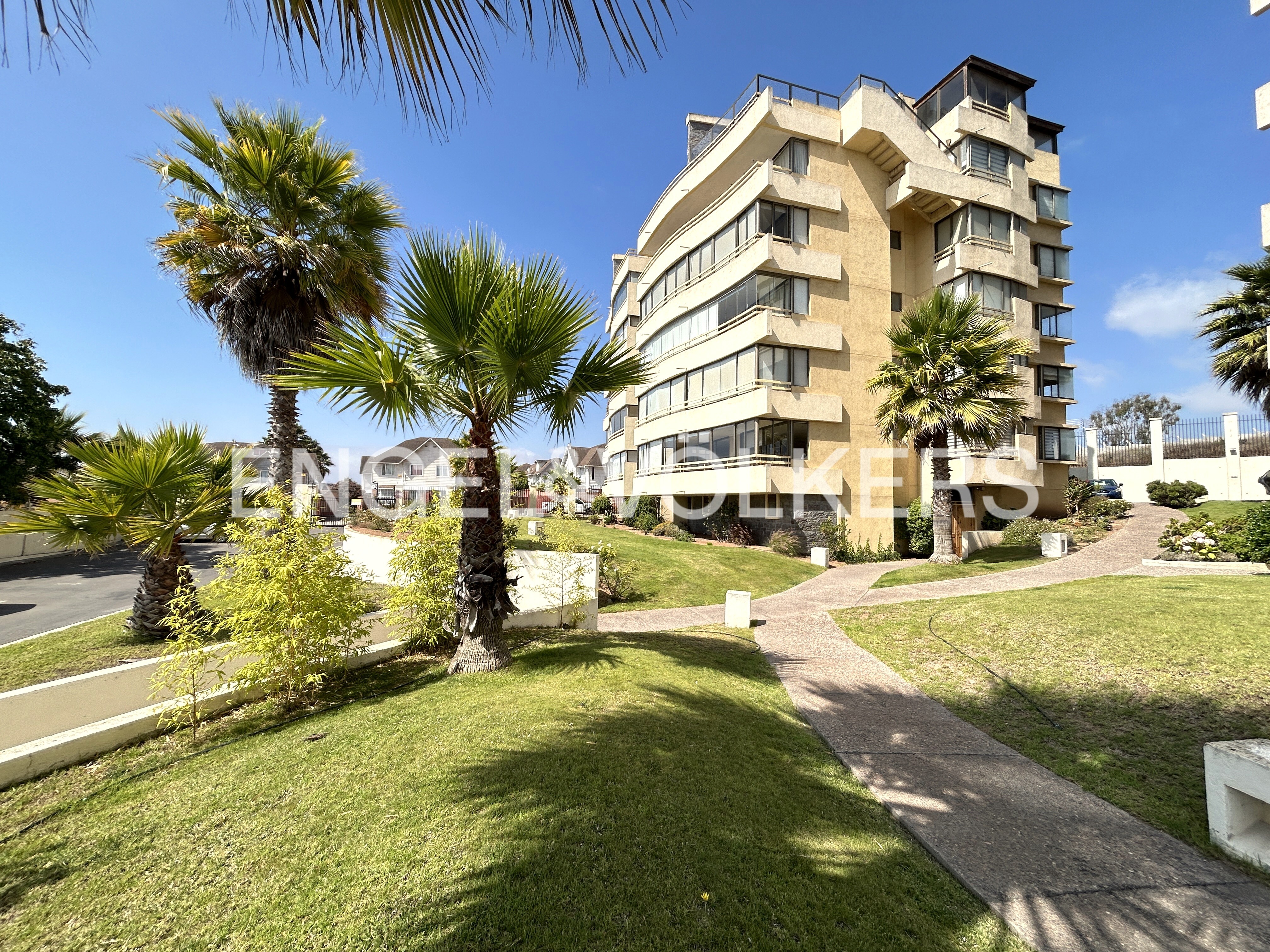 Condominio Cumbres en San Joaquin