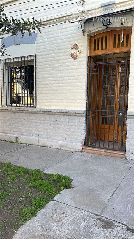 Casa en venta de 3 dorm. en Santiago