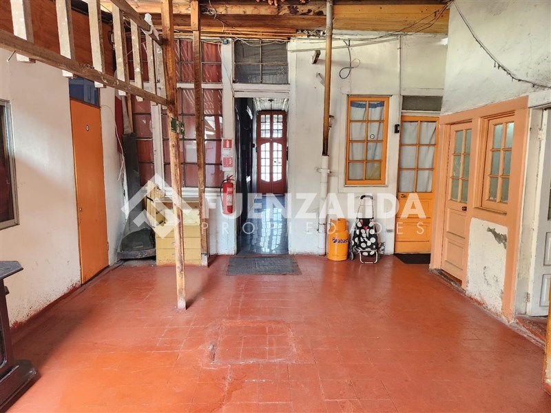 Venta Casa Santiago 9 Dormitorios 3 baños