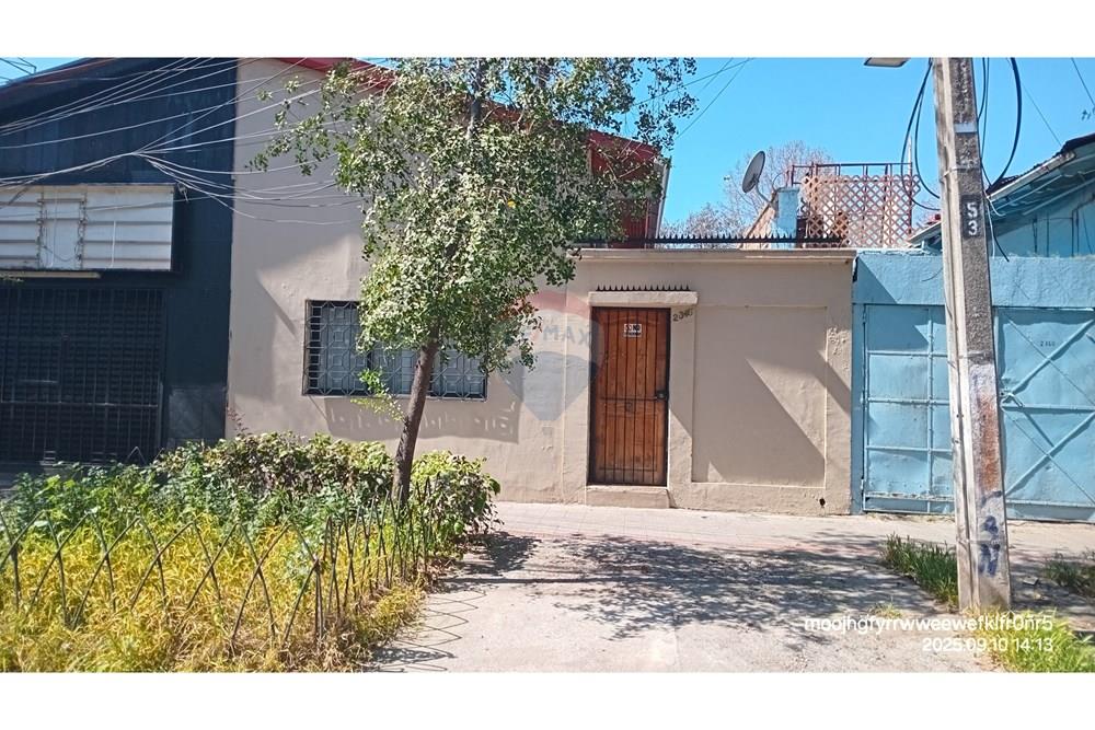 Casa a Pasos de Metro Biobío