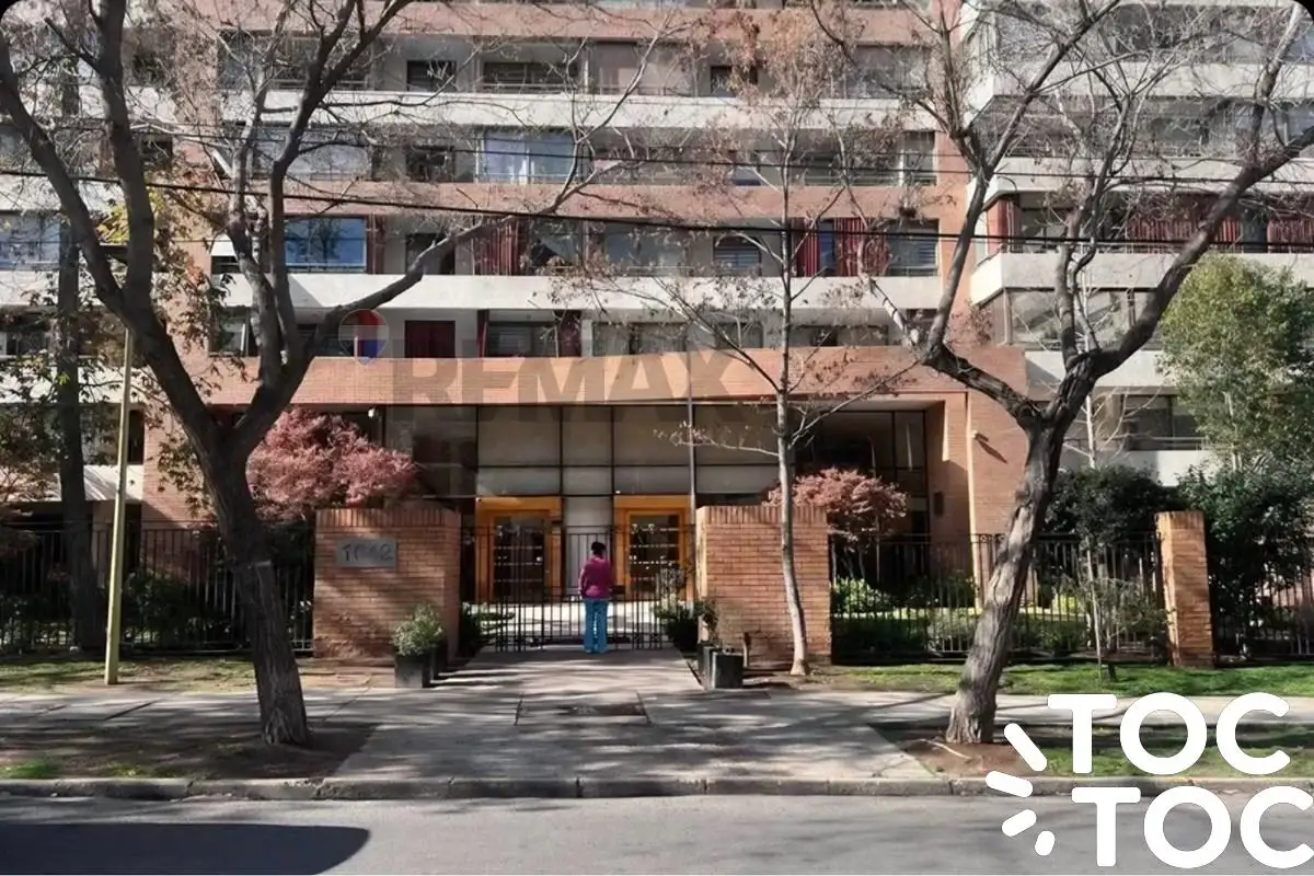 slide-1